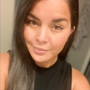 Meet your Posher, Venisha